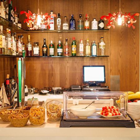 Mar Calma Hotel ปอร์ต เด โปเญนซา ภายนอก รูปภาพ