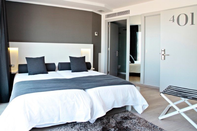 Mar Calma Hotel ปอร์ต เด โปเญนซา ภายนอก รูปภาพ